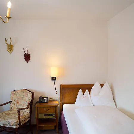 Otel Am Adlerweg 9 Hinterzarten